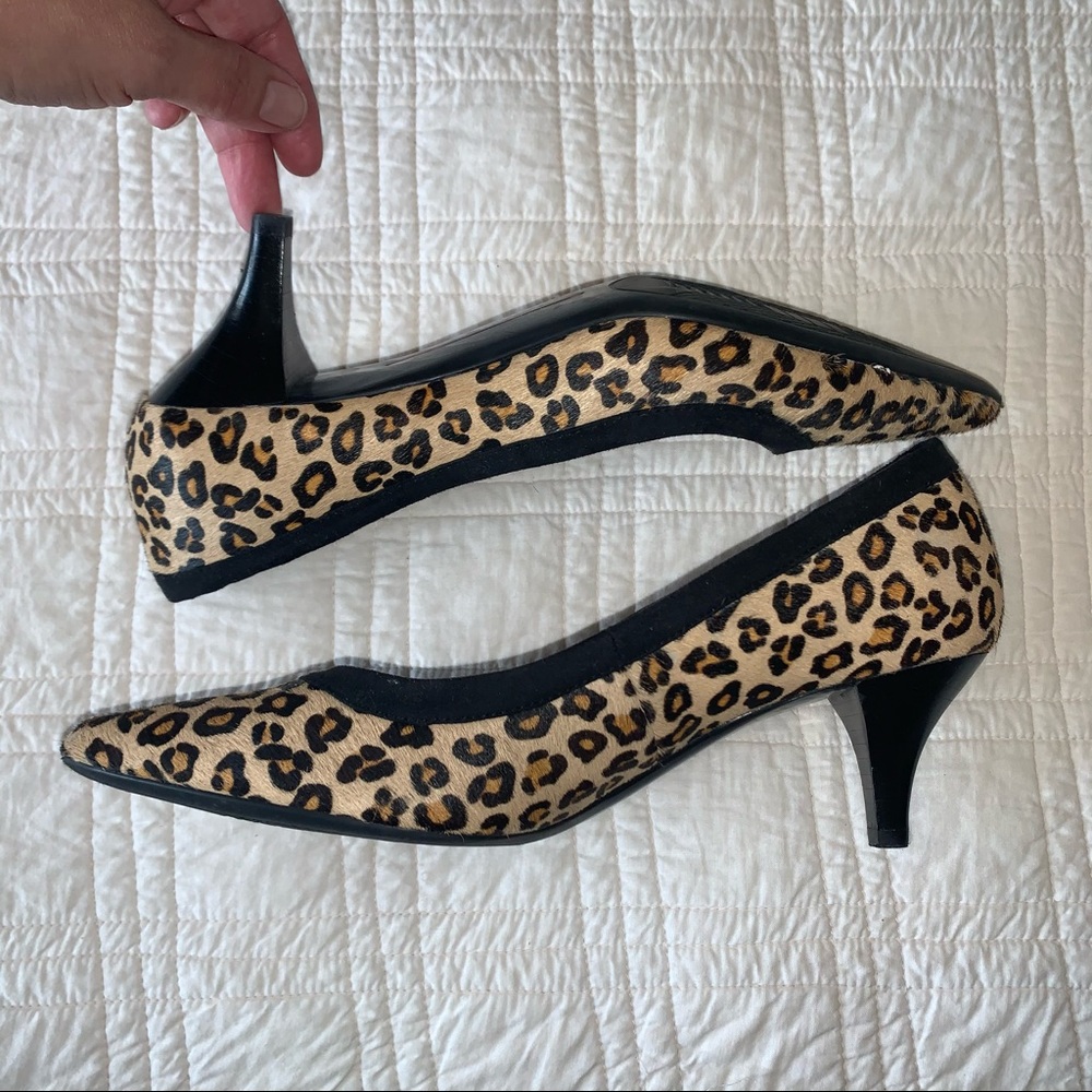 Bandolino Zadina leopard print kitten heel 7.5
